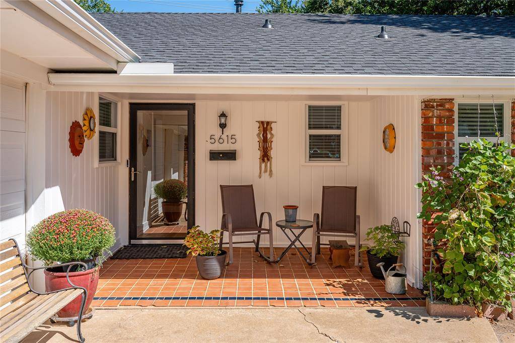5615 NW 37th ST, Warr Acres, OK 73122