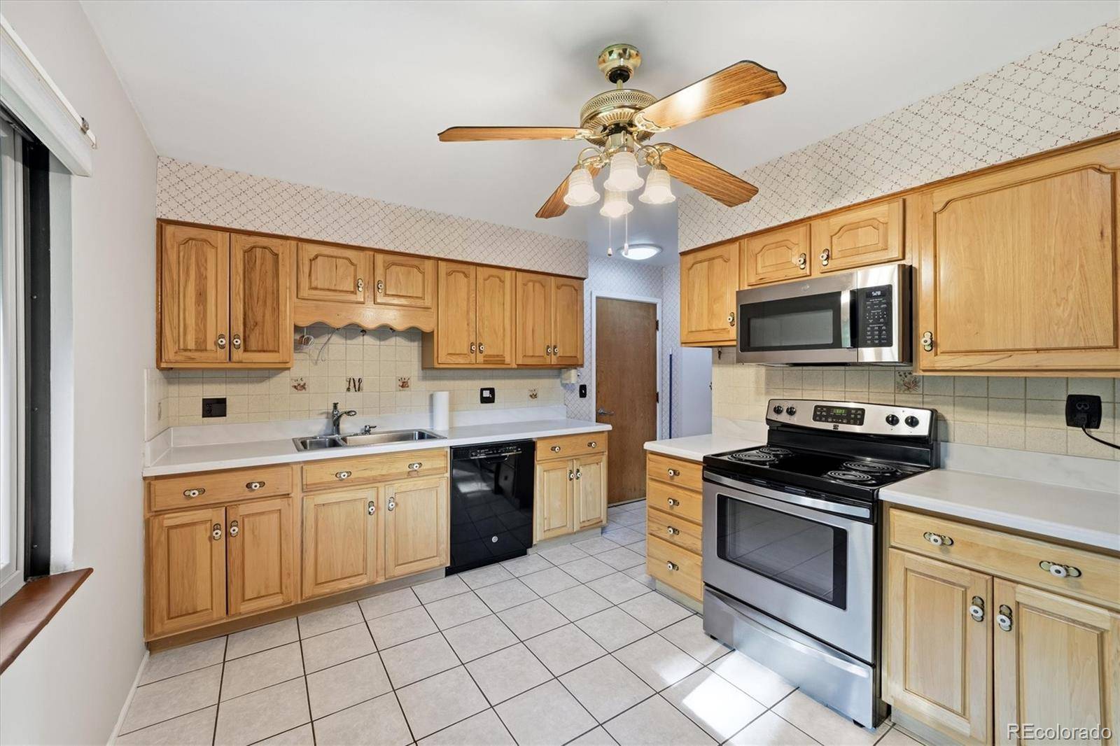 2887 S Wolff ST, Denver, CO 80236