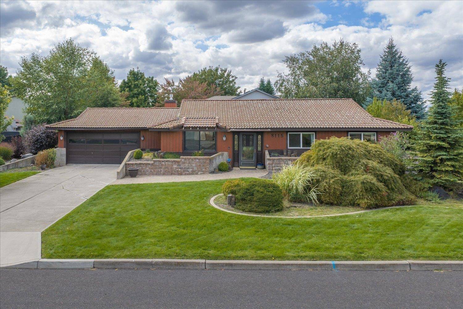 8115 N Panorama Dr, Spokane, WA 99208