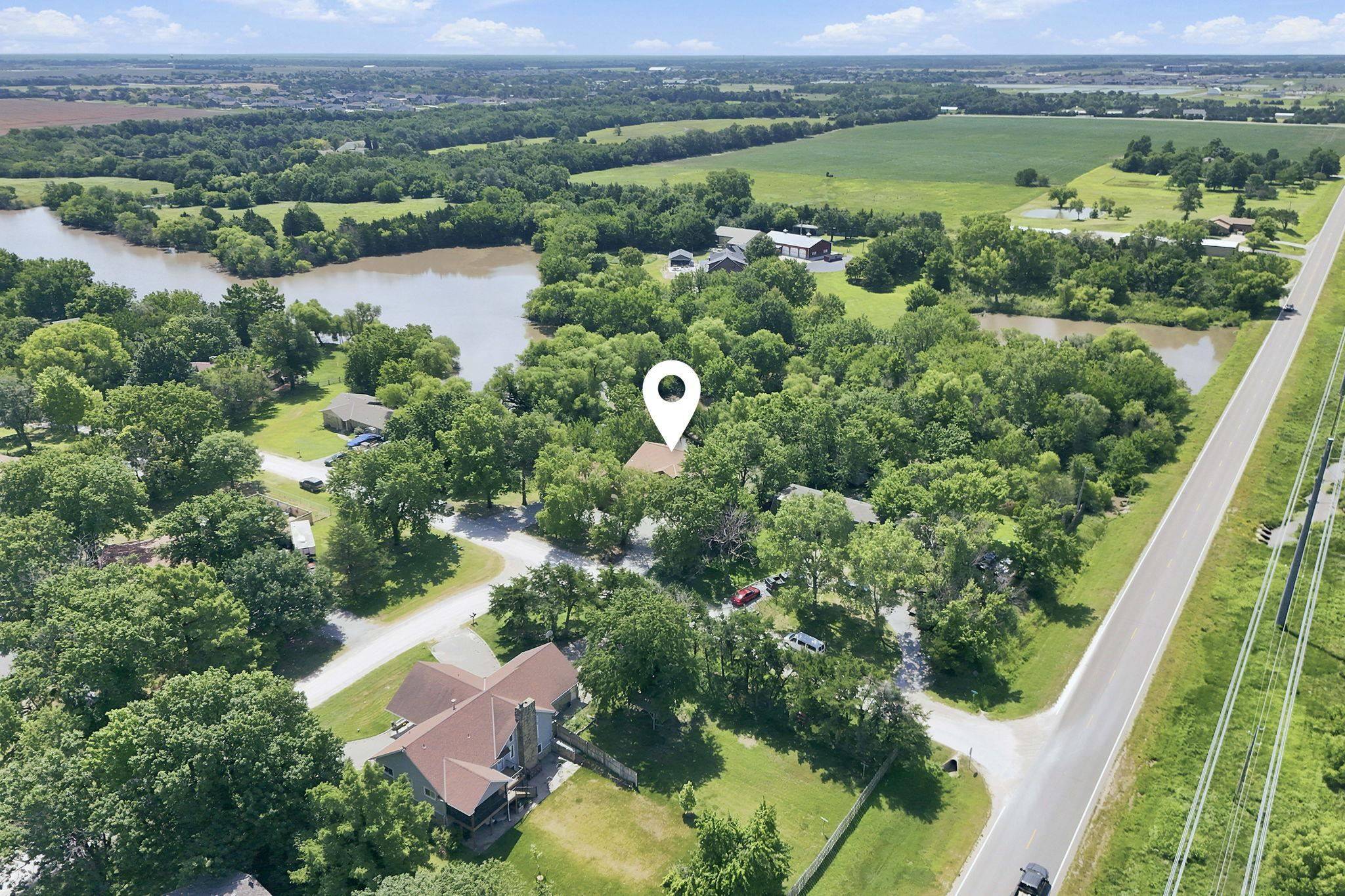 3 W Timothy Dr, Goddard, KS 67052