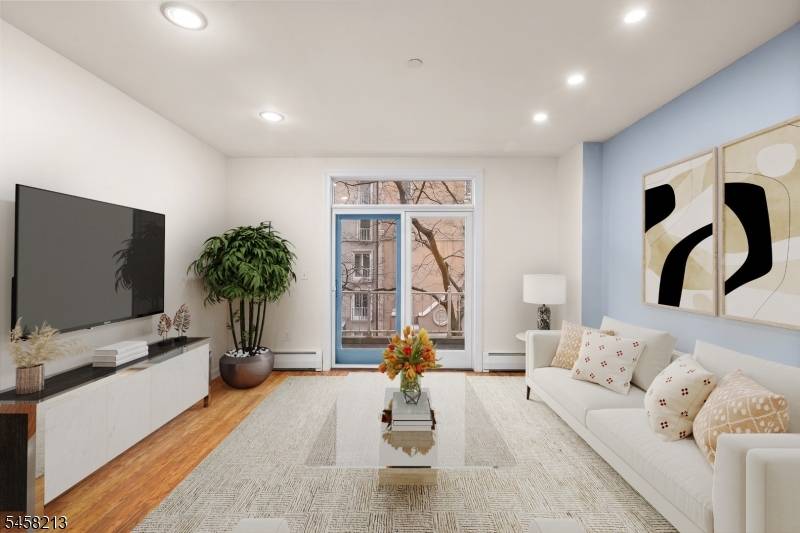 207-31 Shearwater Ct #31, Jersey City, NJ 07305
