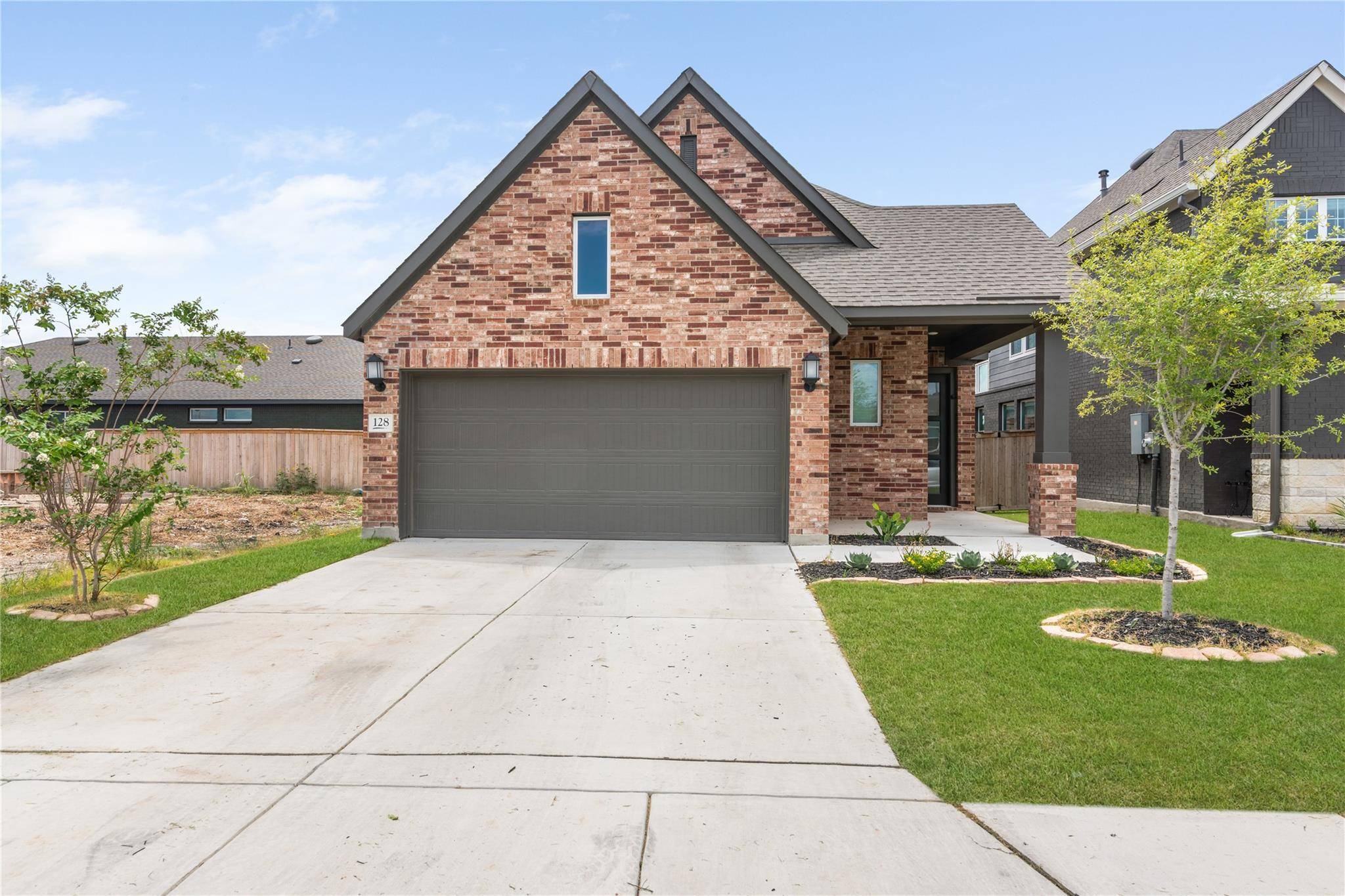 128 Radnor RD, New Braunfels, TX 78130