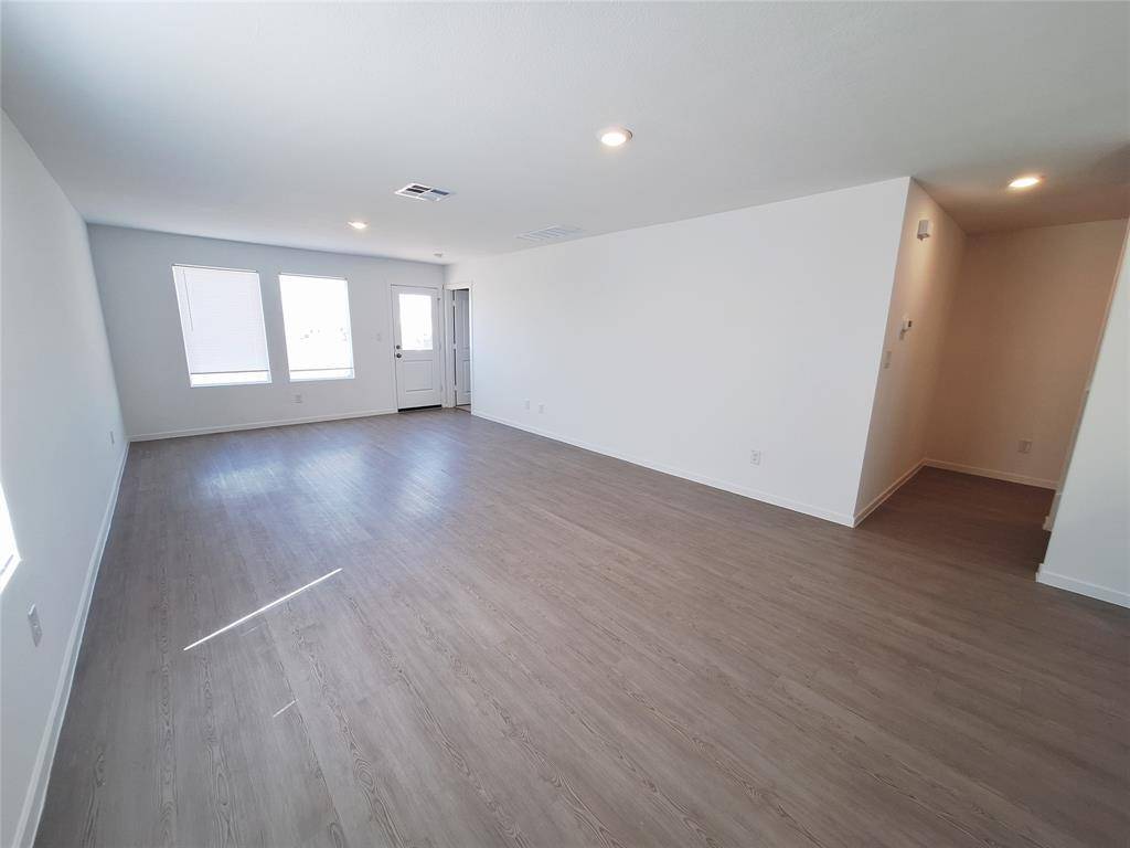 510 Firedance CT, Hutto, TX 78634