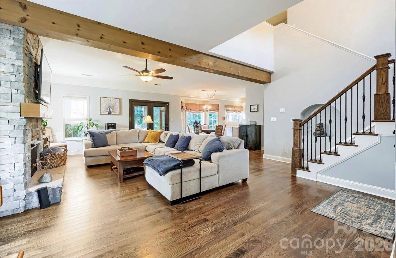 7719 Fairway Mist CT, Mint Hill, NC 28227