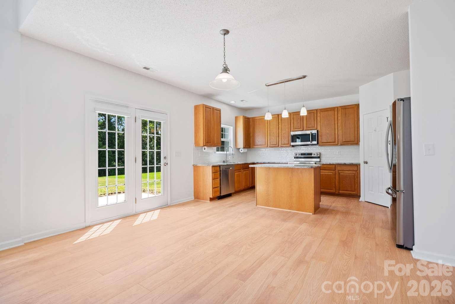273 Wildbriar RD, Fletcher, NC 28732