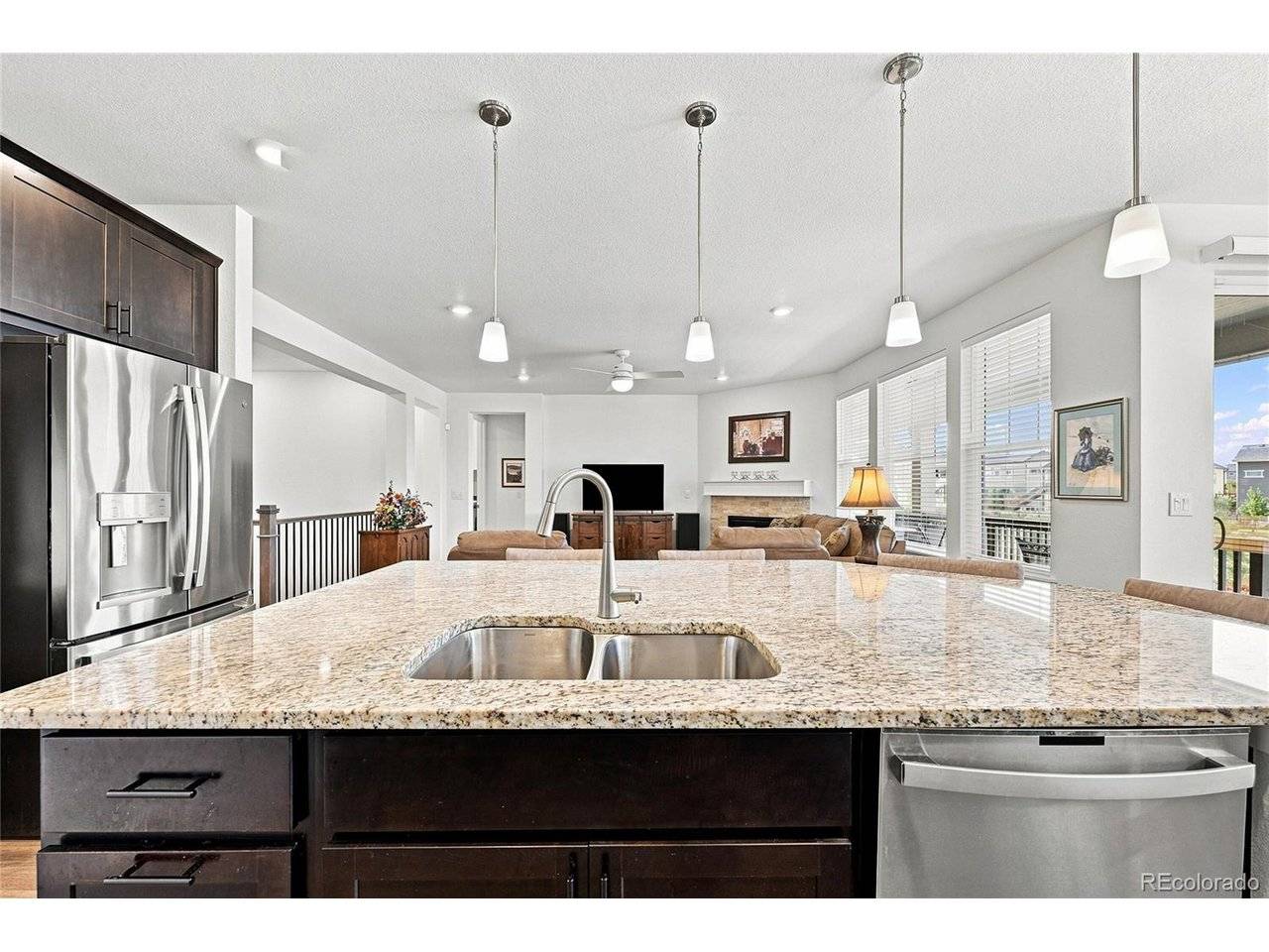 2573 Knobbie, Castle Rock, CO 80109