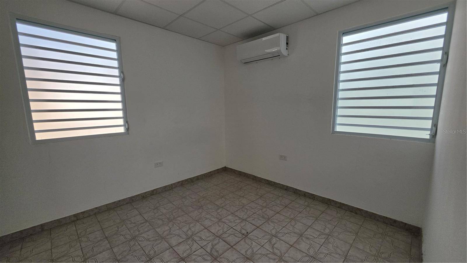 D-16 BORGONA ST URB VILLA CONTESSA #2, Bayamon, PR 00956