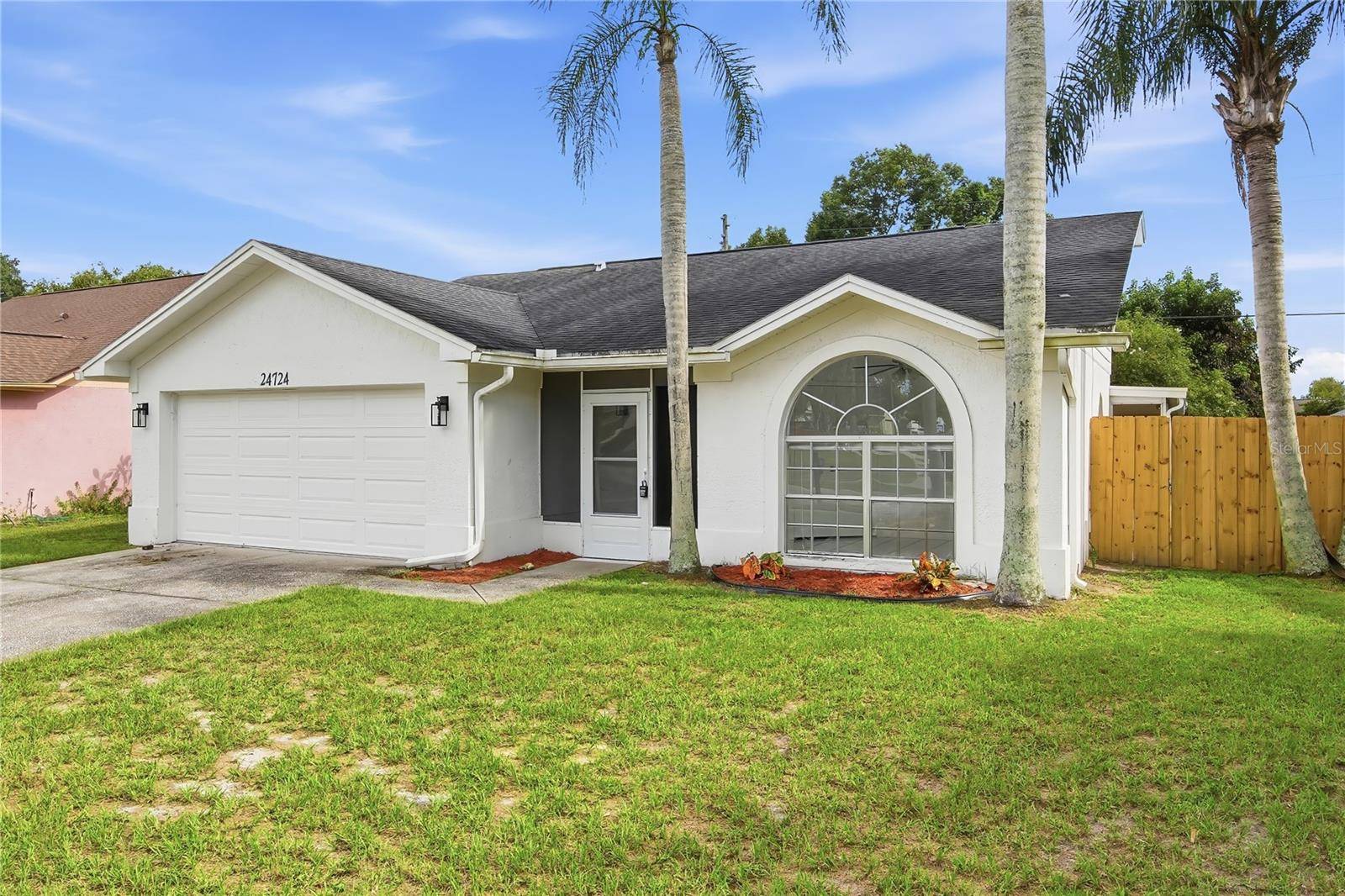 24724 SILVERSMITH DR, Lutz, FL 33559