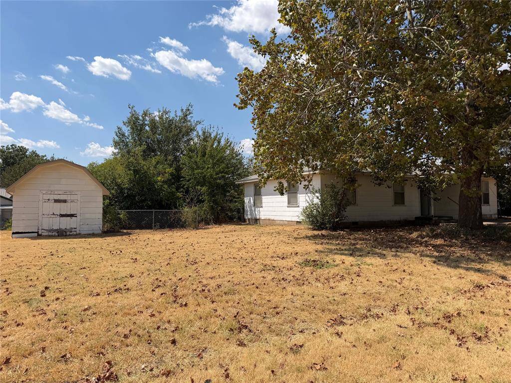 203 S Selby ST, Fletcher, OK 73541