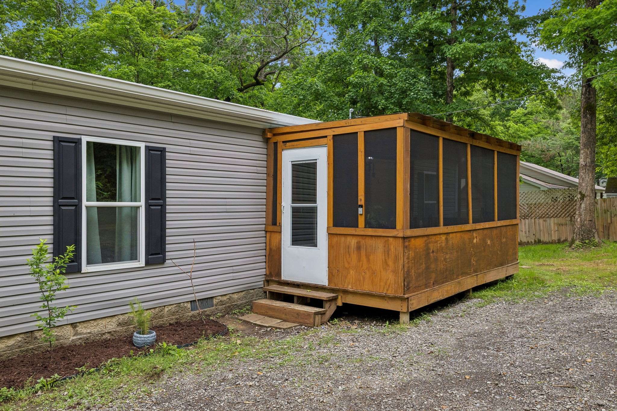 1646 Primm Rd, Ashland City, TN 37015