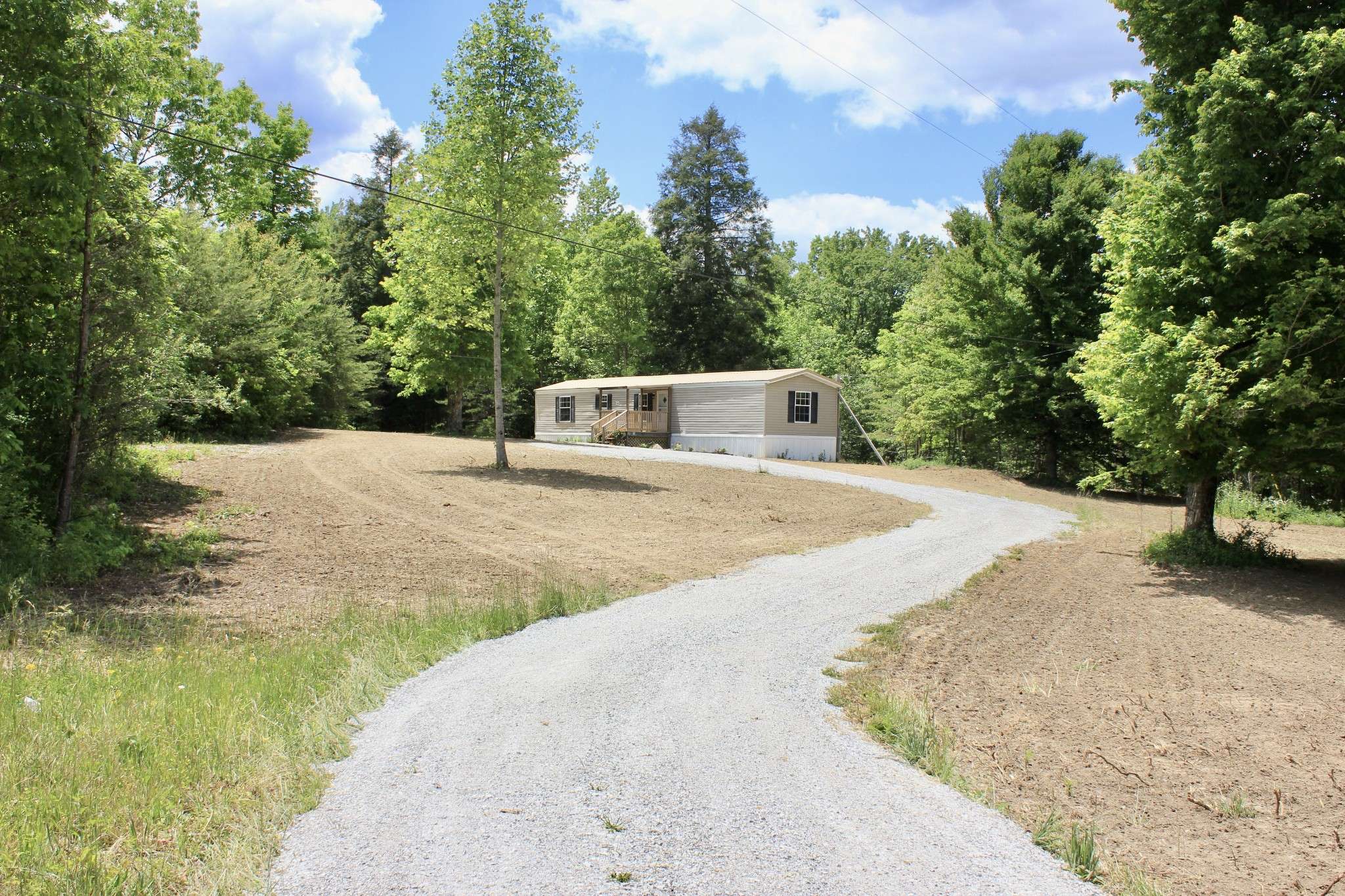 379 Utah Rd, Beersheba Springs, TN 37305