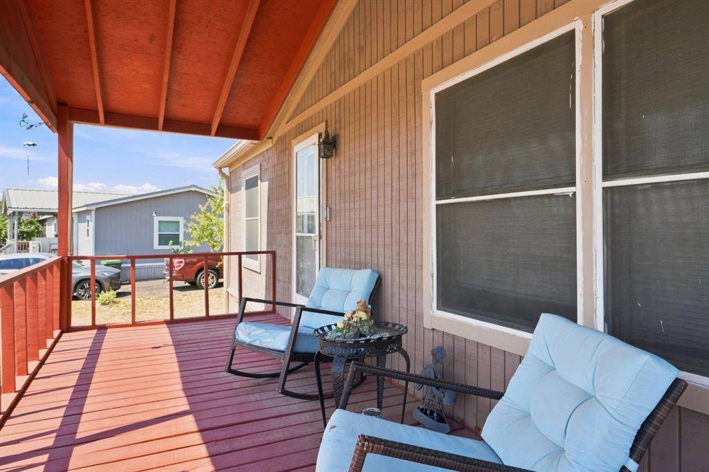 924 Prairie Clover Trail, Fort Worth, TX 76131