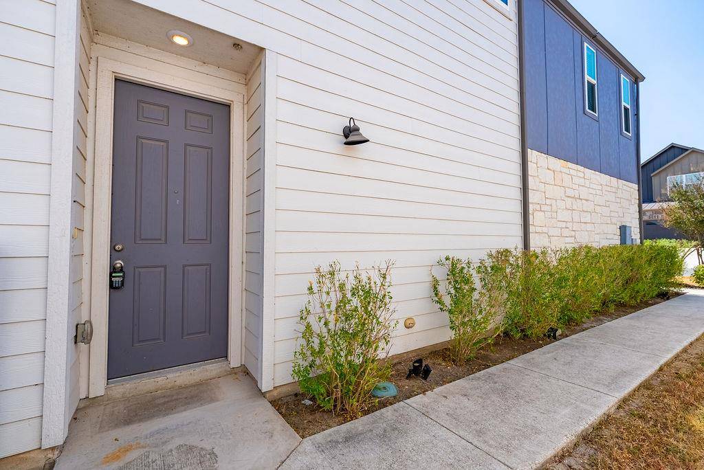 7400 Travertine Spring DR, Austin, TX 78744