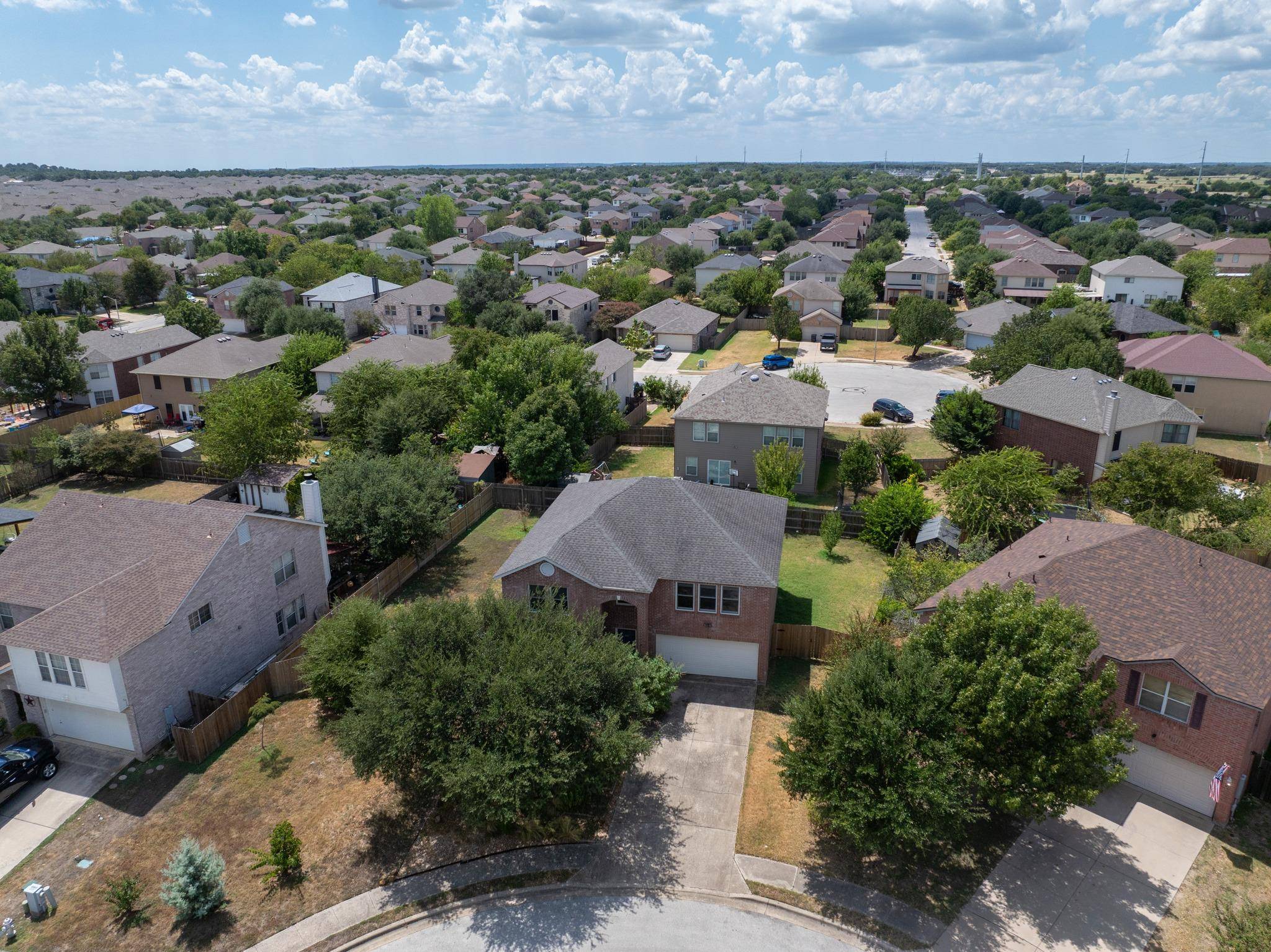 311 Crossland CV, Leander, TX 78641