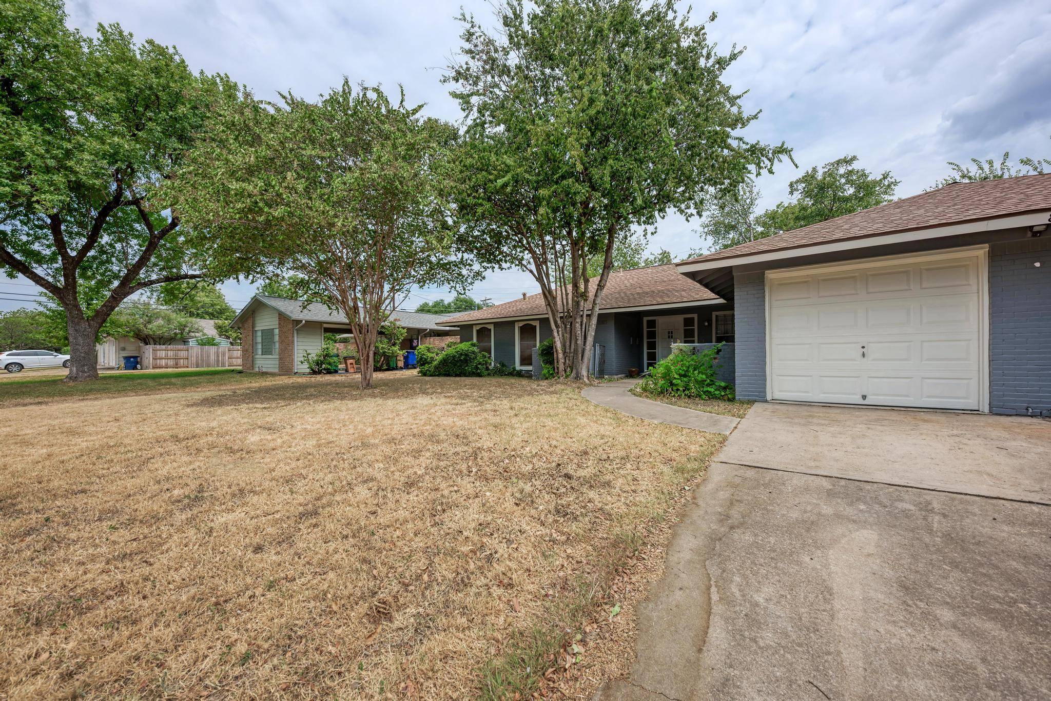 8103 Exmoor DR #A, Austin, TX 78757