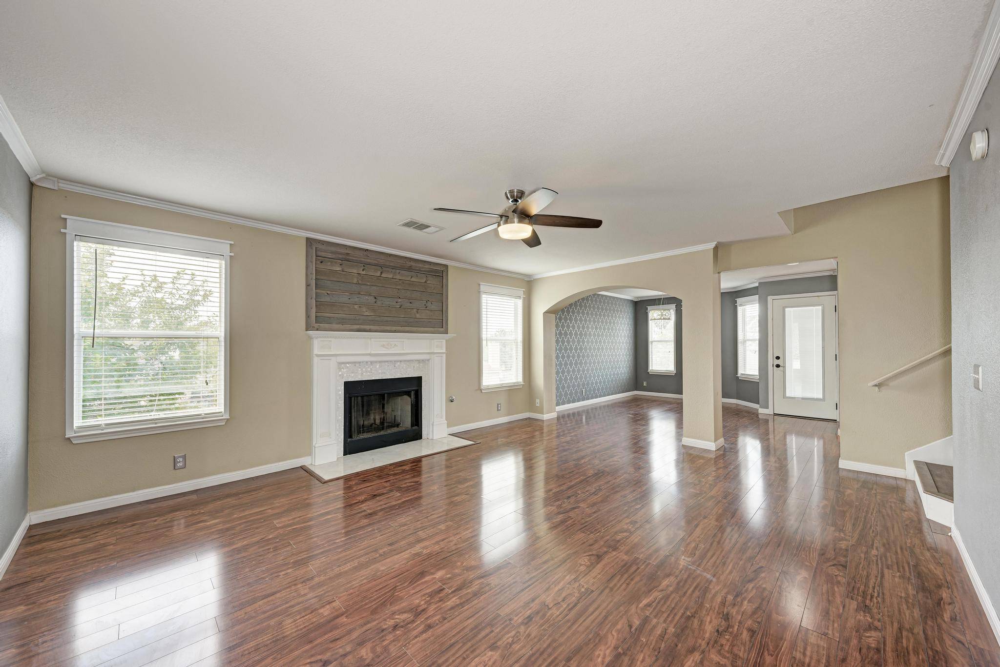 903 Estate DR, Hutto, TX 78634