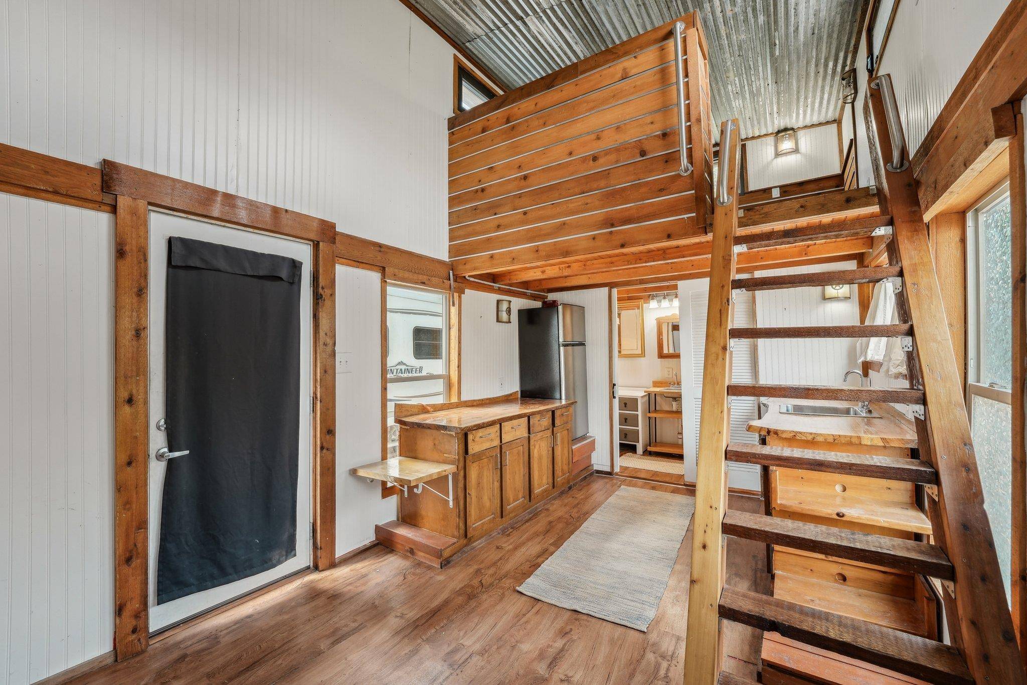 15211 Fitzhugh RD #C - Tiny House, Austin, TX 78736