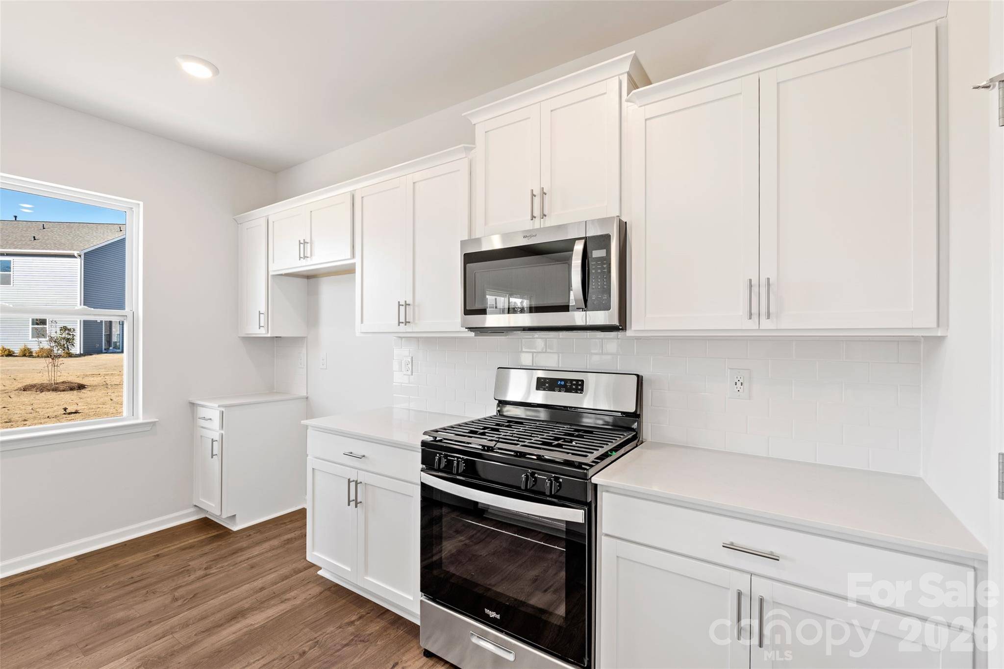 20 Ridgehaven DR, Waynesville, NC 28786