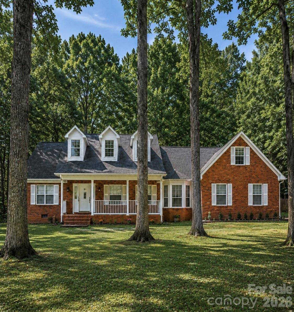 7944 Woodhill Cove LN, Denver, NC 28037