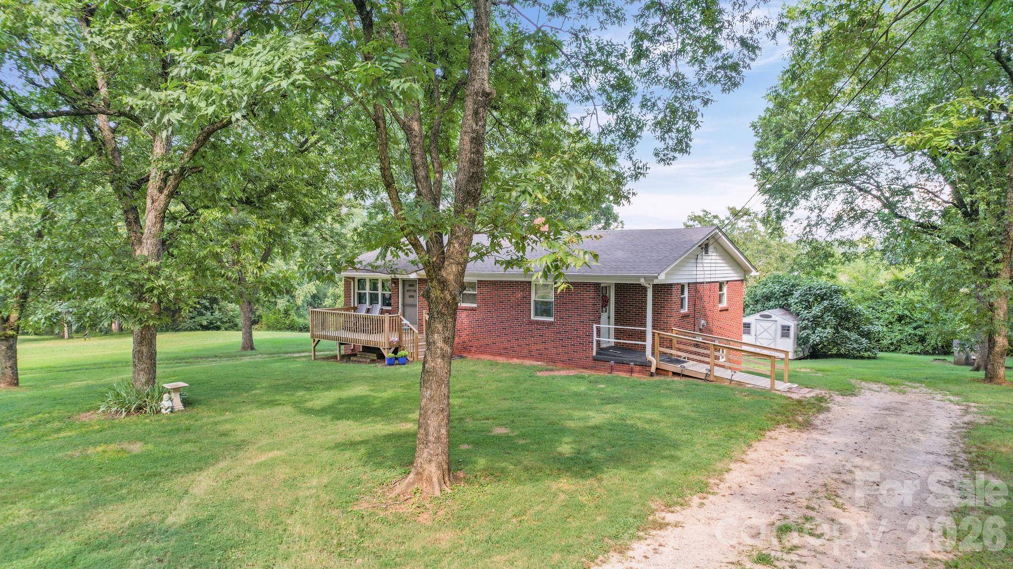 120 Kirkwood DR, Concord, NC 28025