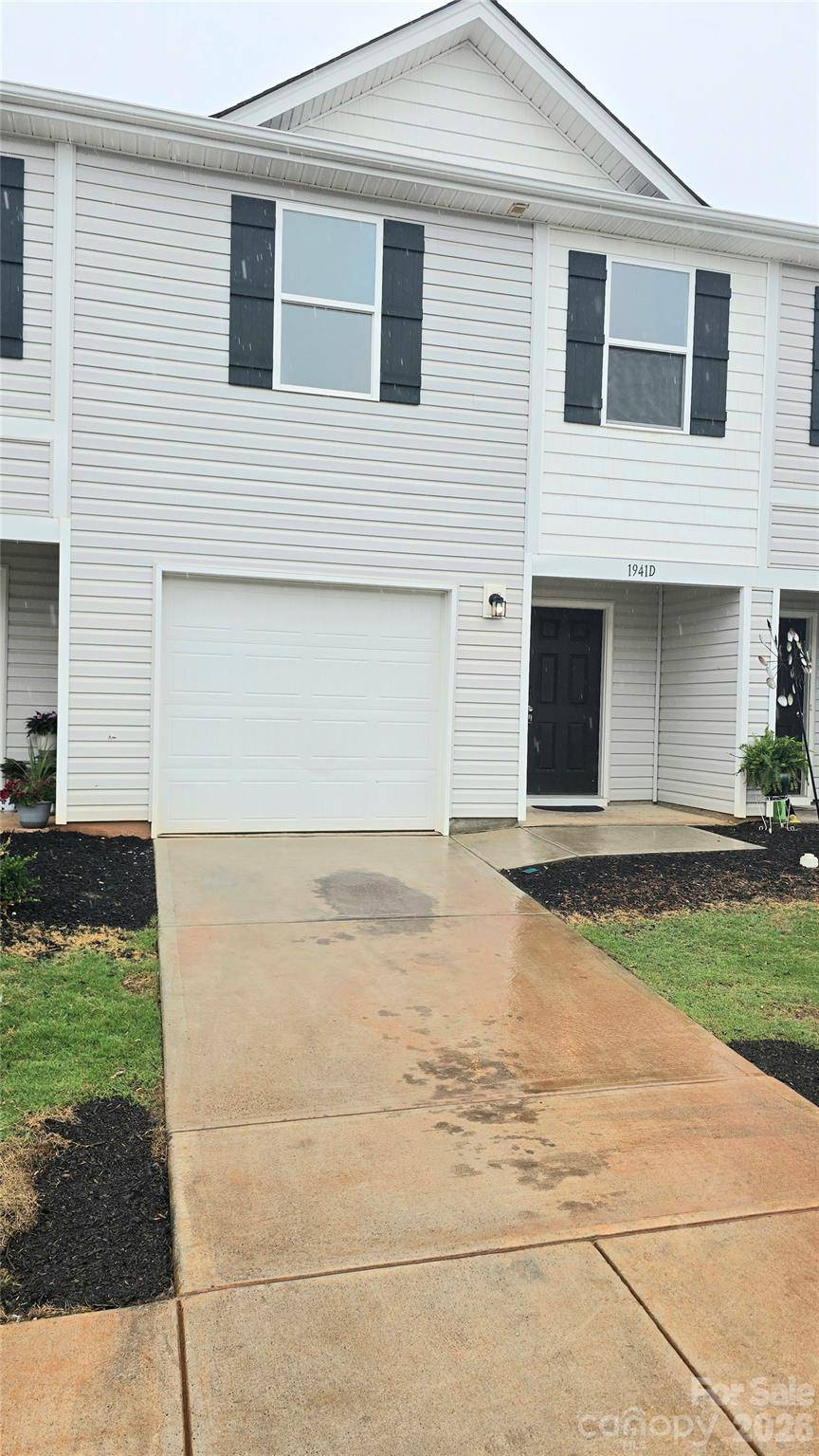 1941 Tranquility CIR, Newton, NC 28658