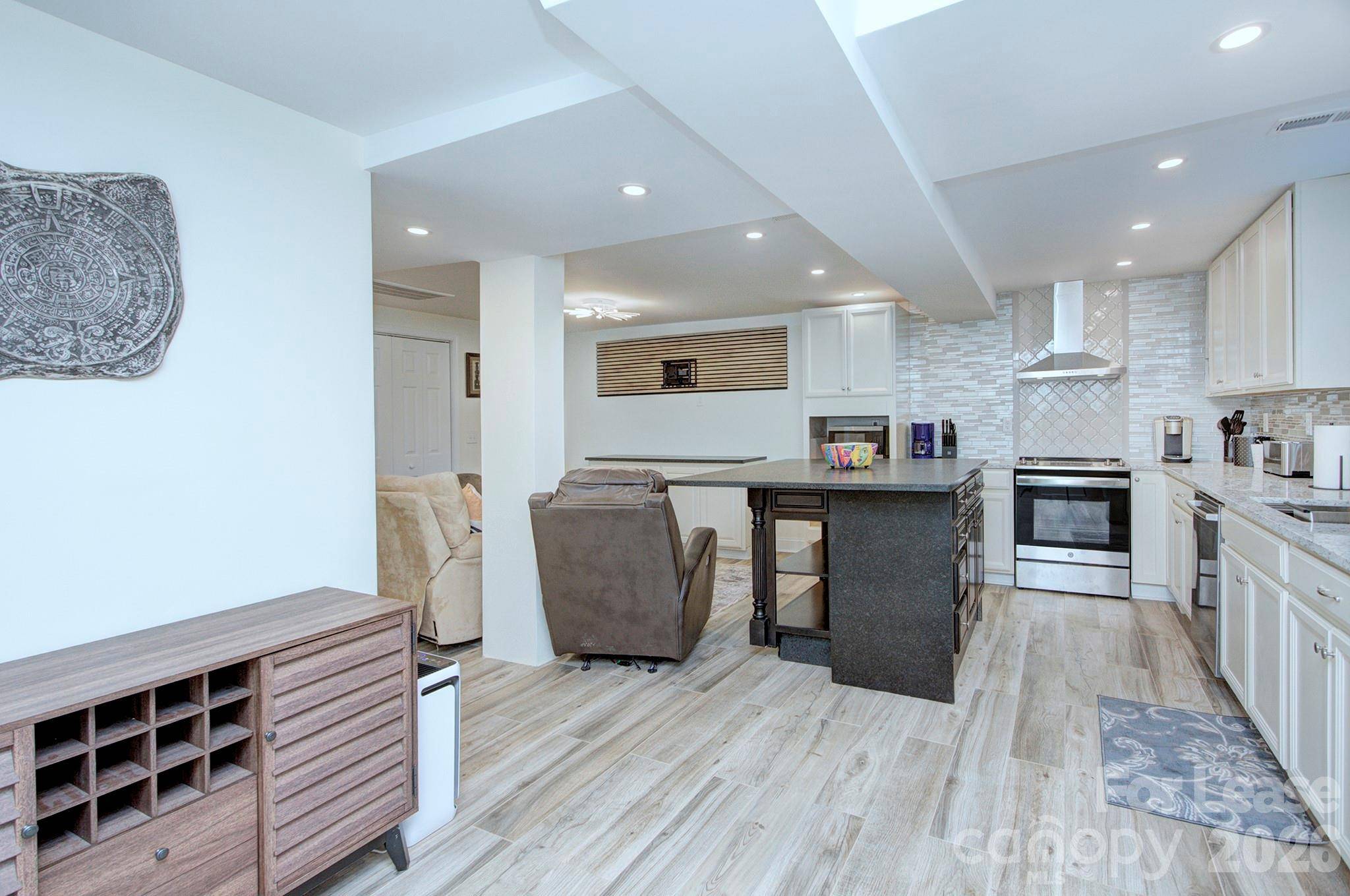 709 Baldwin AVE #B, Charlotte, NC 28204