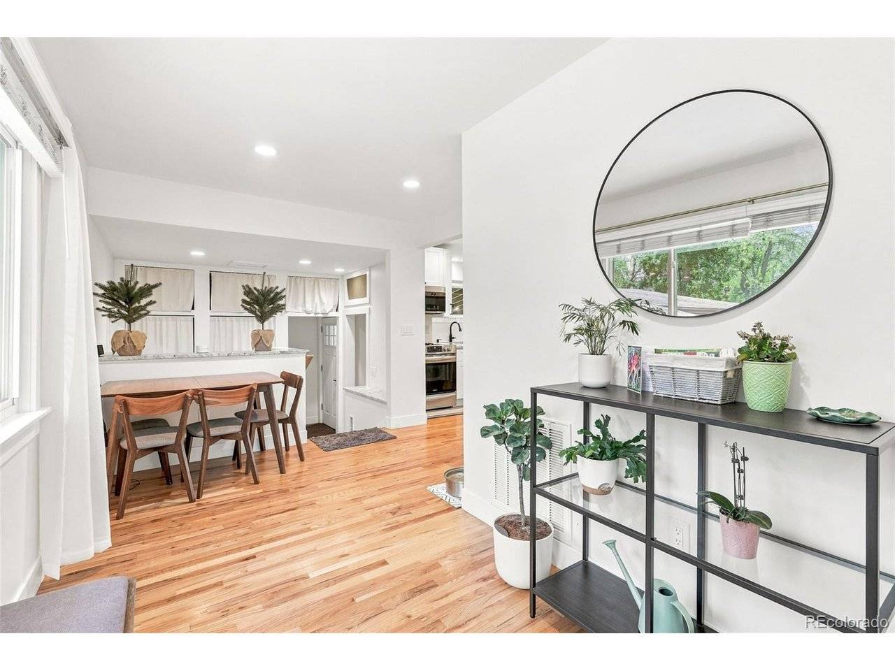1280 W Oxford s, Englewood, CO 80110