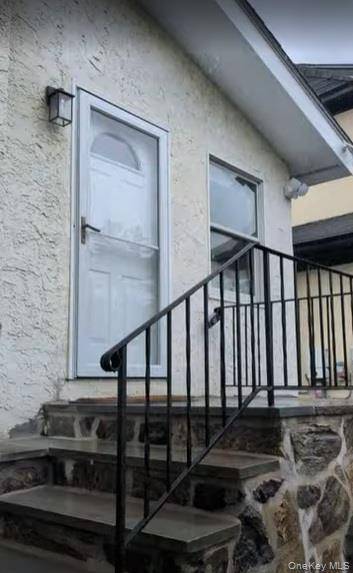 120 S Broadway #1, Tarrytown, NY 10591