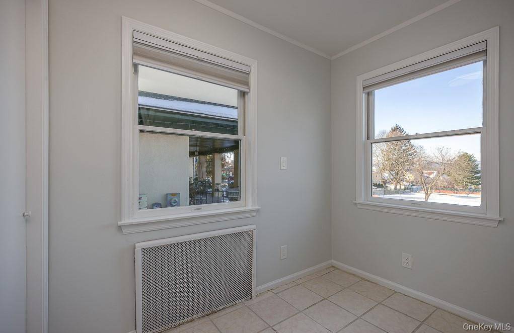 120 S Broadway #1, Tarrytown, NY 10591