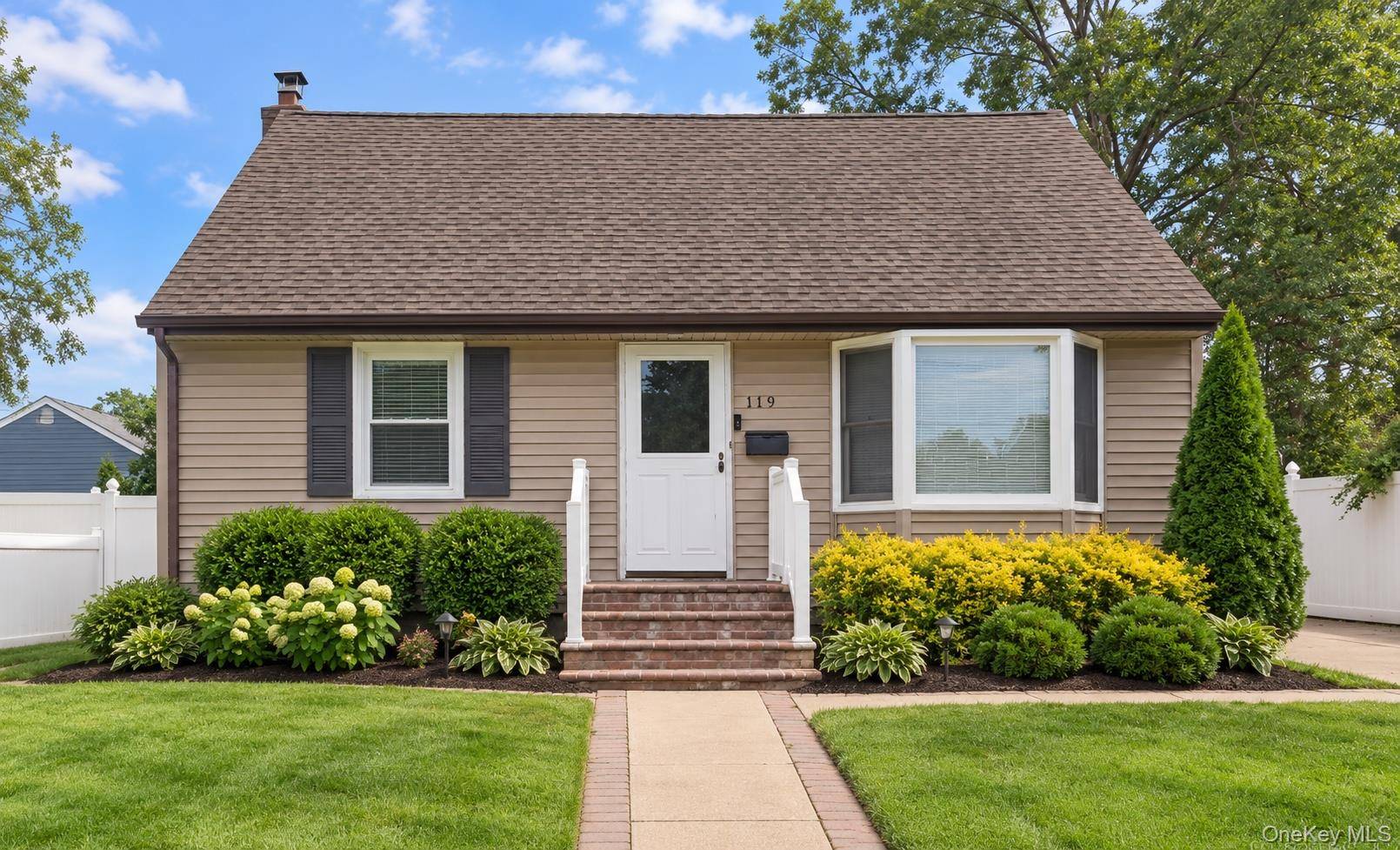 119 Doris AVE, North Bellmore, NY 11710
