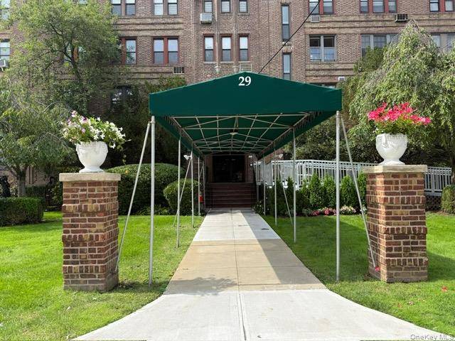 29 Woodmere BLVD #2-B, Woodmere, NY 11598