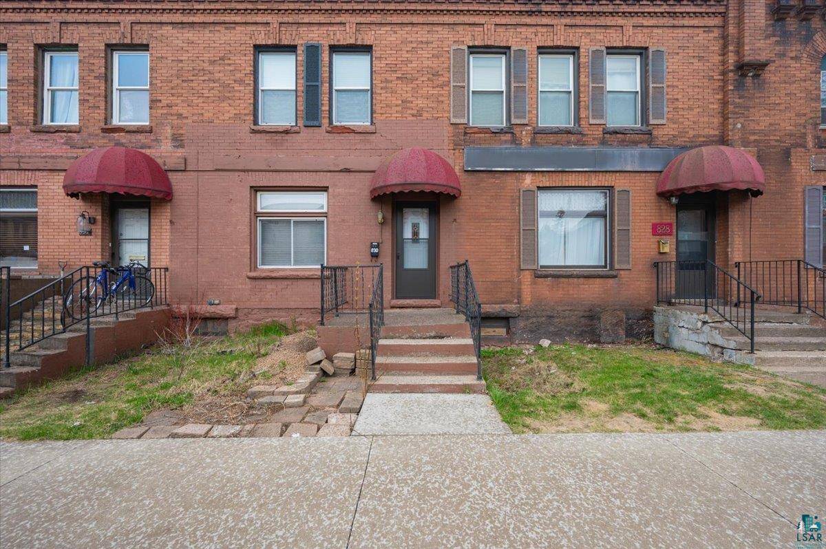 830 E 2nd St, Duluth, MN 55805