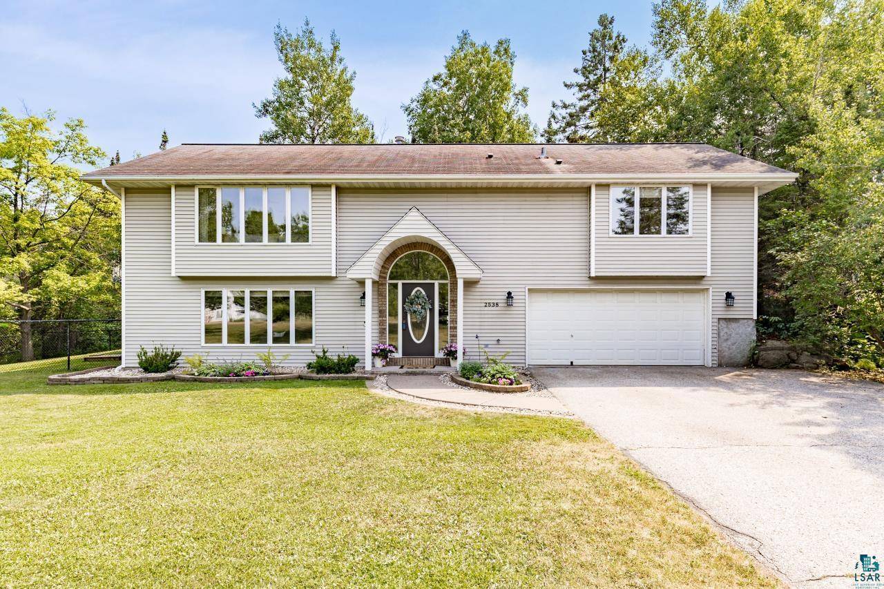 2538 Providence Rd, Duluth, MN 55811