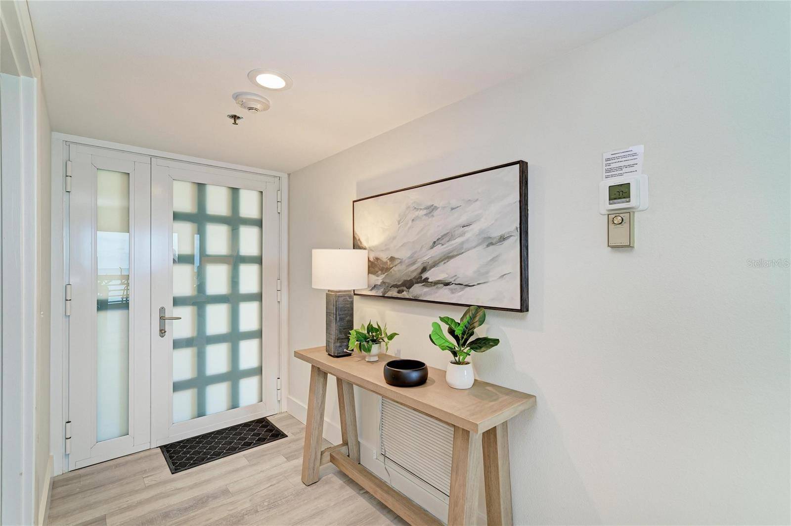 1055 GULF OF MEXICO DR #301, Longboat Key, FL 34228