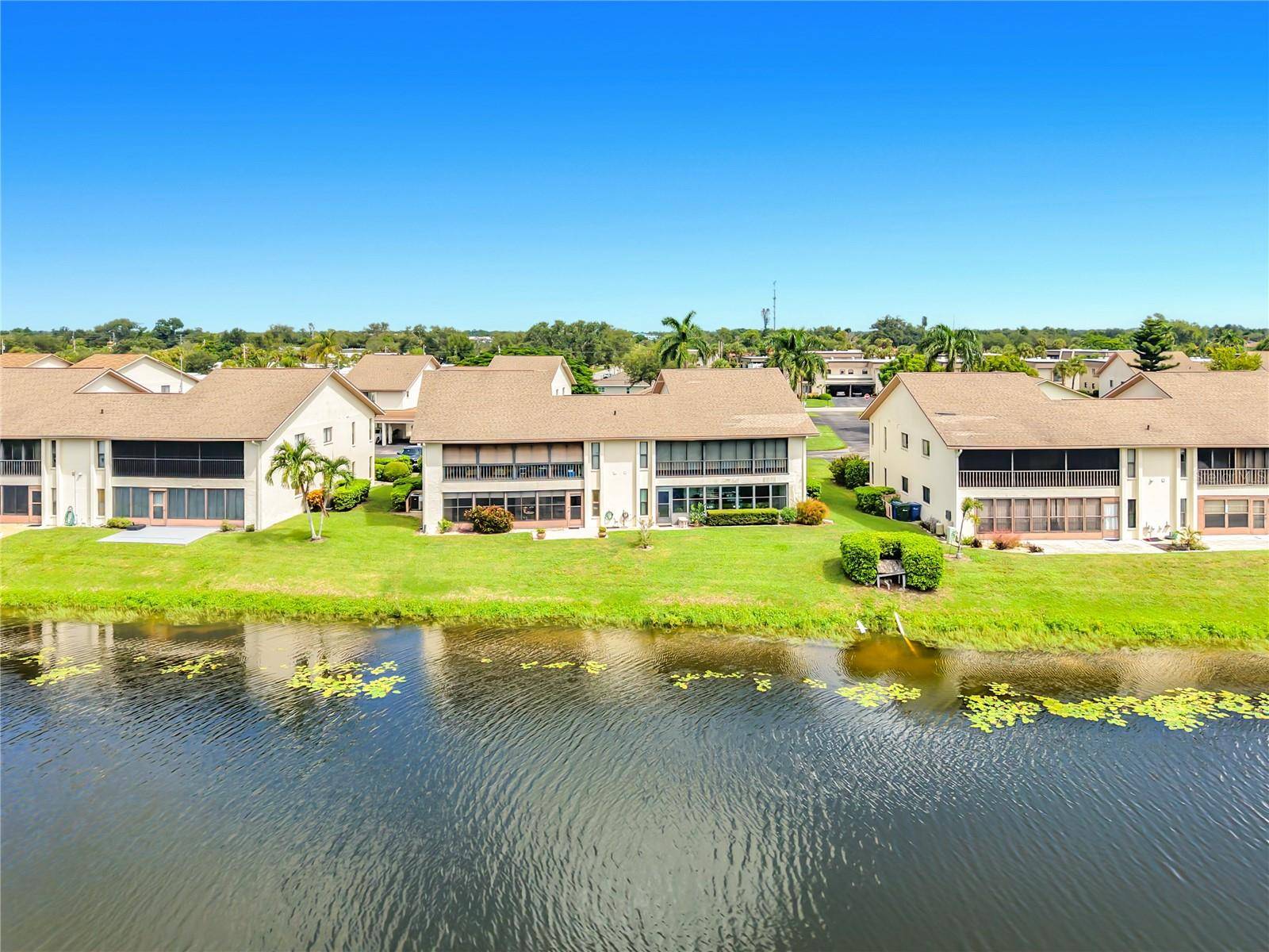 1759 LAKE PL #1759B, Venice, FL 34293