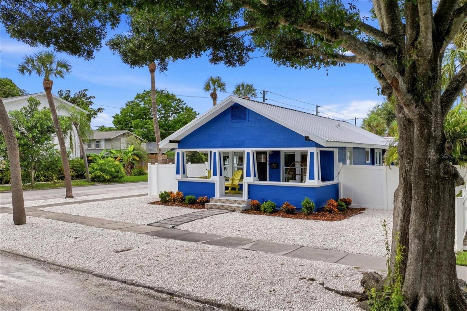 2363 4TH AVE N, St Petersburg, FL 33713