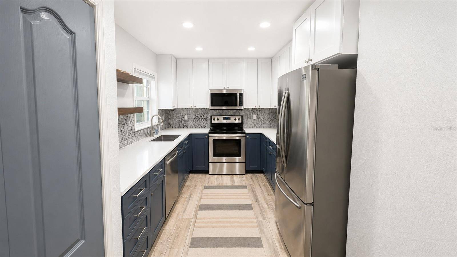 3601 LONGMEADOW #48, Sarasota, FL 34235