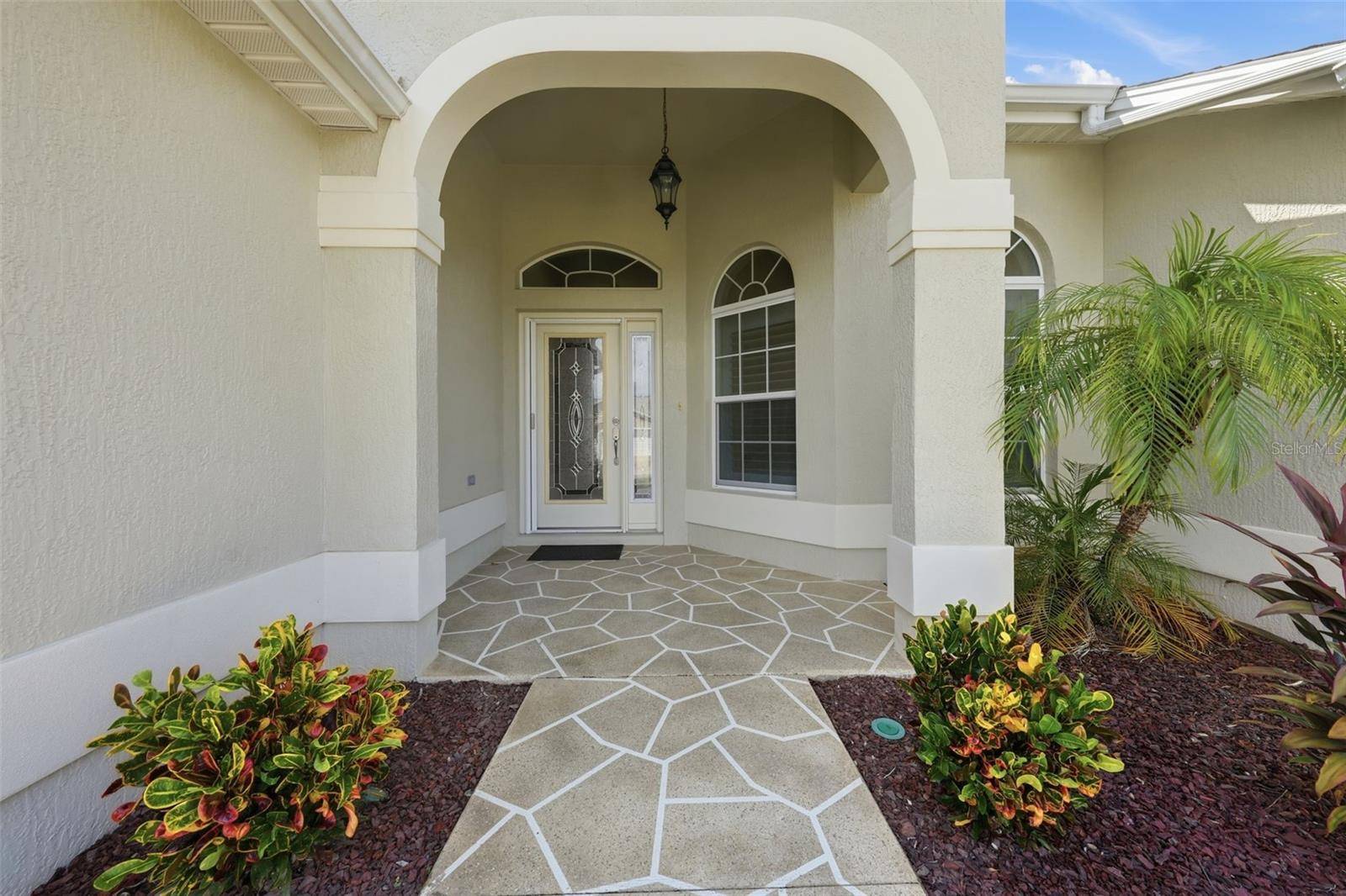 2094 DIPPER LOOP, The Villages, FL 32162