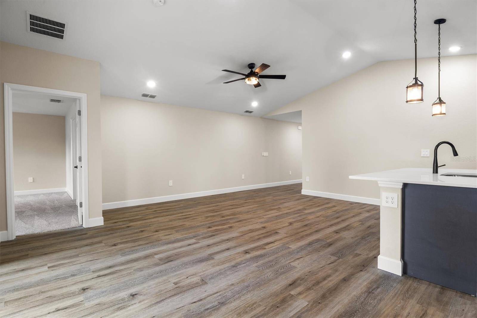 1912 FRUITLAND PARK CIR, Eagle Lake, FL 33839
