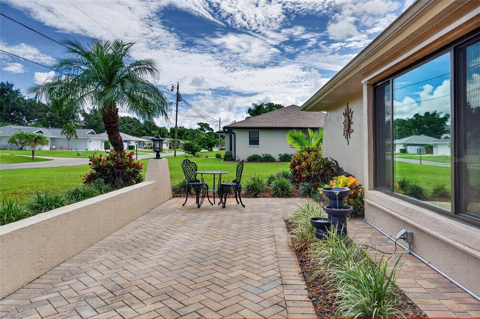 156 HOURGLASS DR, Venice, FL 34293