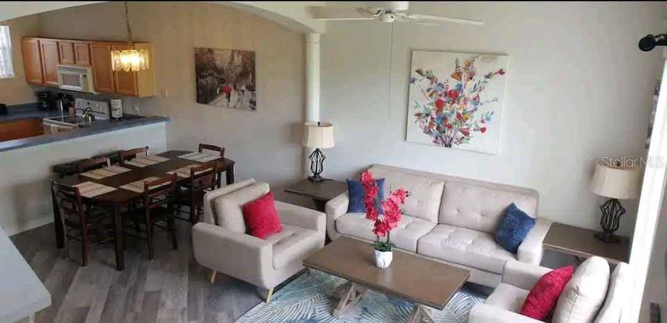 612 MONROE CIR, Davenport, FL 33896
