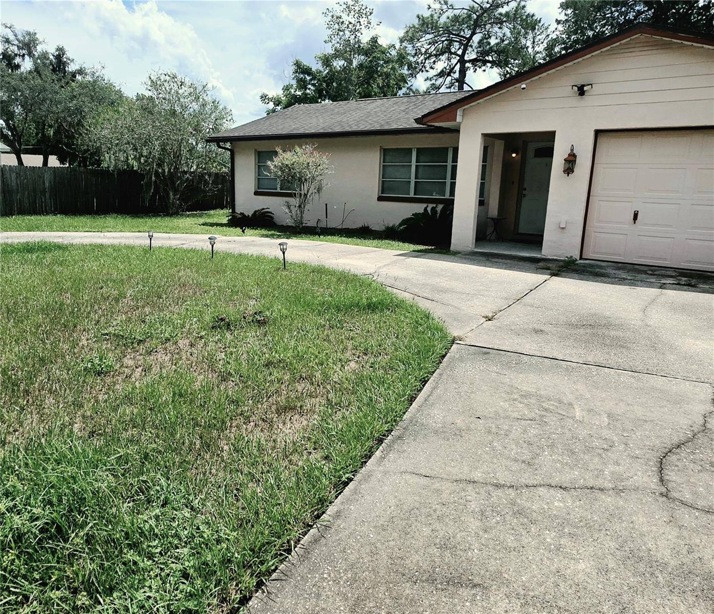 153 E HIGHBANKS RD, Debary, FL 32713