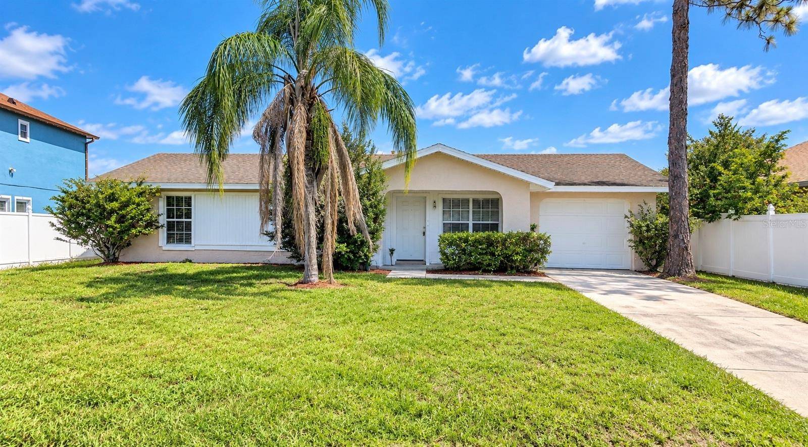136 BIRMINGHAM DR, Kissimmee, FL 34758