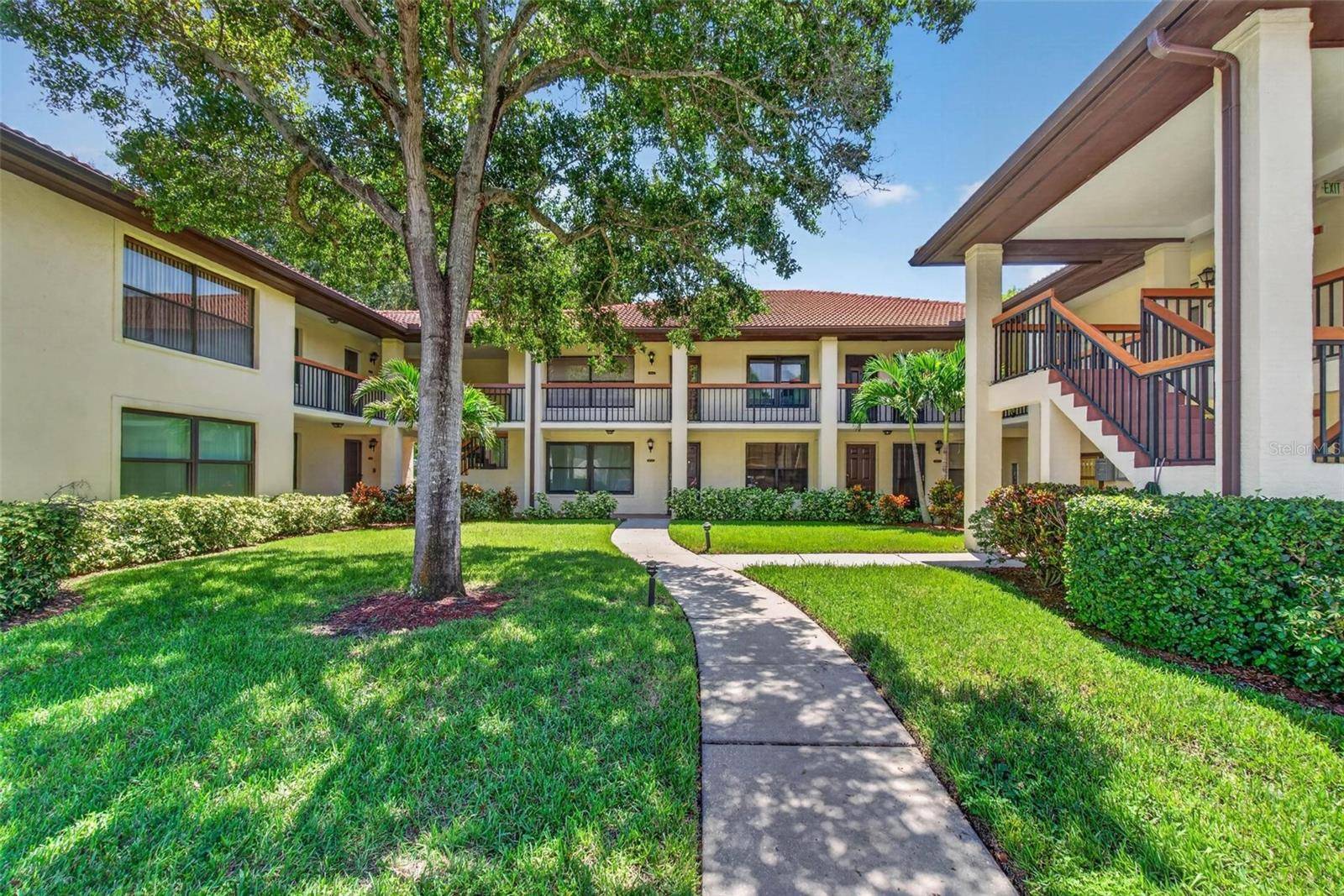 1602 HAMMOCK PINE BLVD #1602, Clearwater, FL 33761