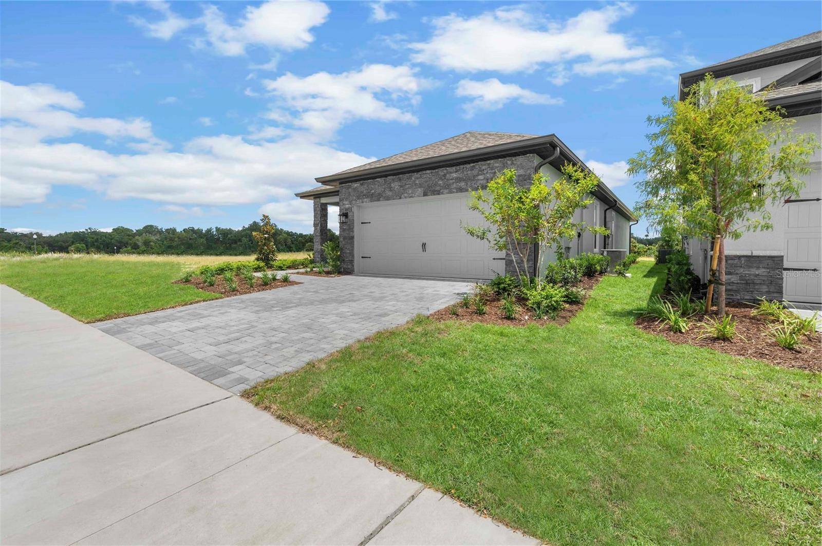 7701 SOMERSWORTH DR, Kissimmee, FL 34747