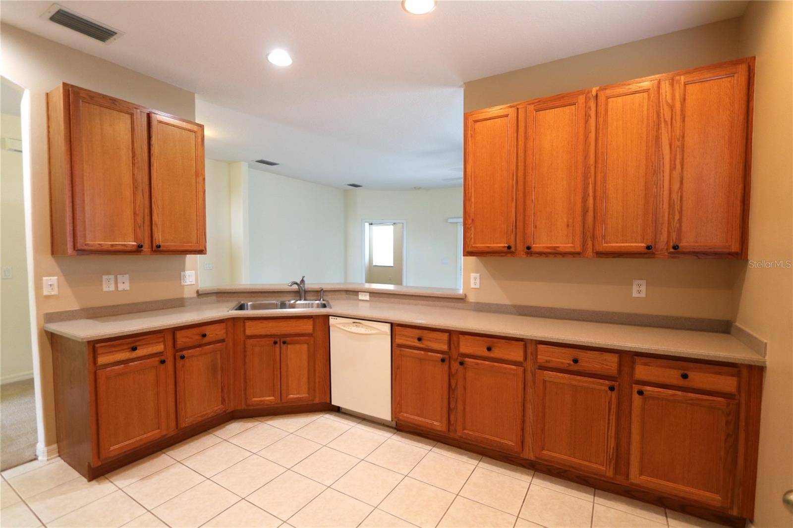 4027 LANGDRUM DR, Wesley Chapel, FL 33543