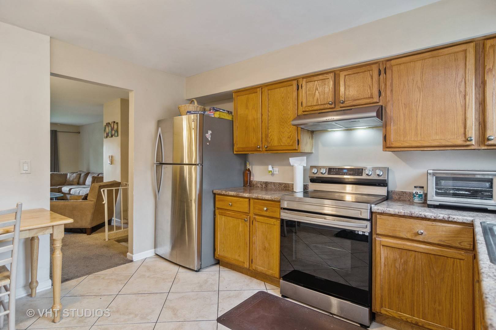 499 Mchenry RD #1B, Wheeling, IL 60090
