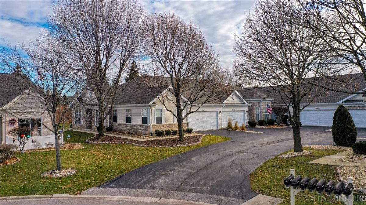 20813 W Chinaberry CT, Plainfield, IL 60544