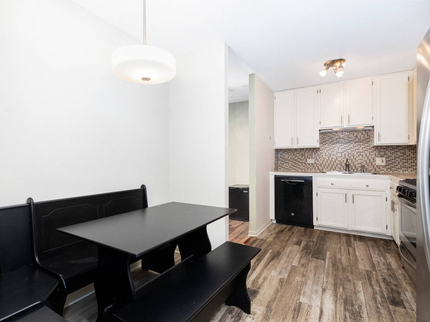 1049 W Ogden AVE #1-112, Naperville, IL 60563