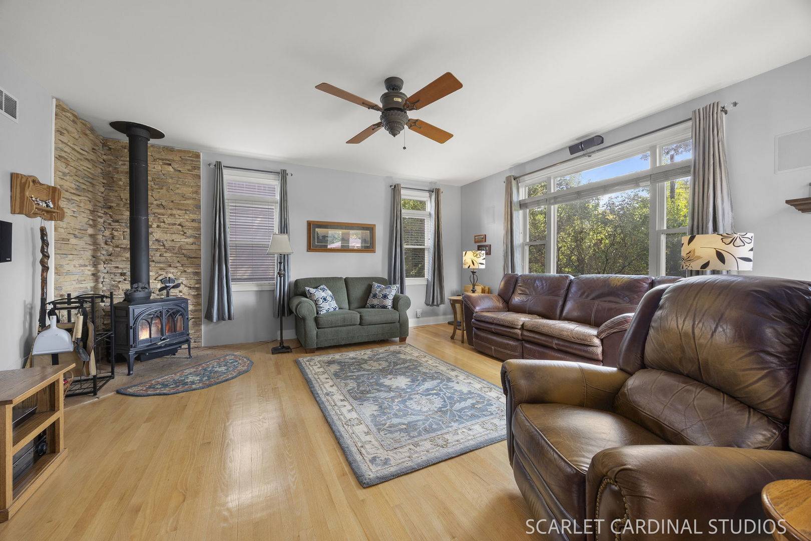 215 E Highland AVE, Villa Park, IL 60181